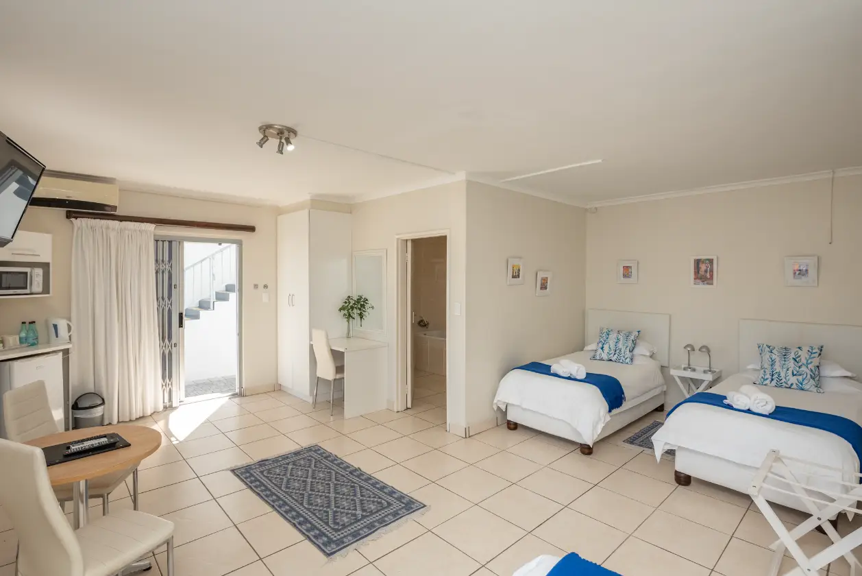 ROOM .7