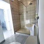 Room 5 (2)